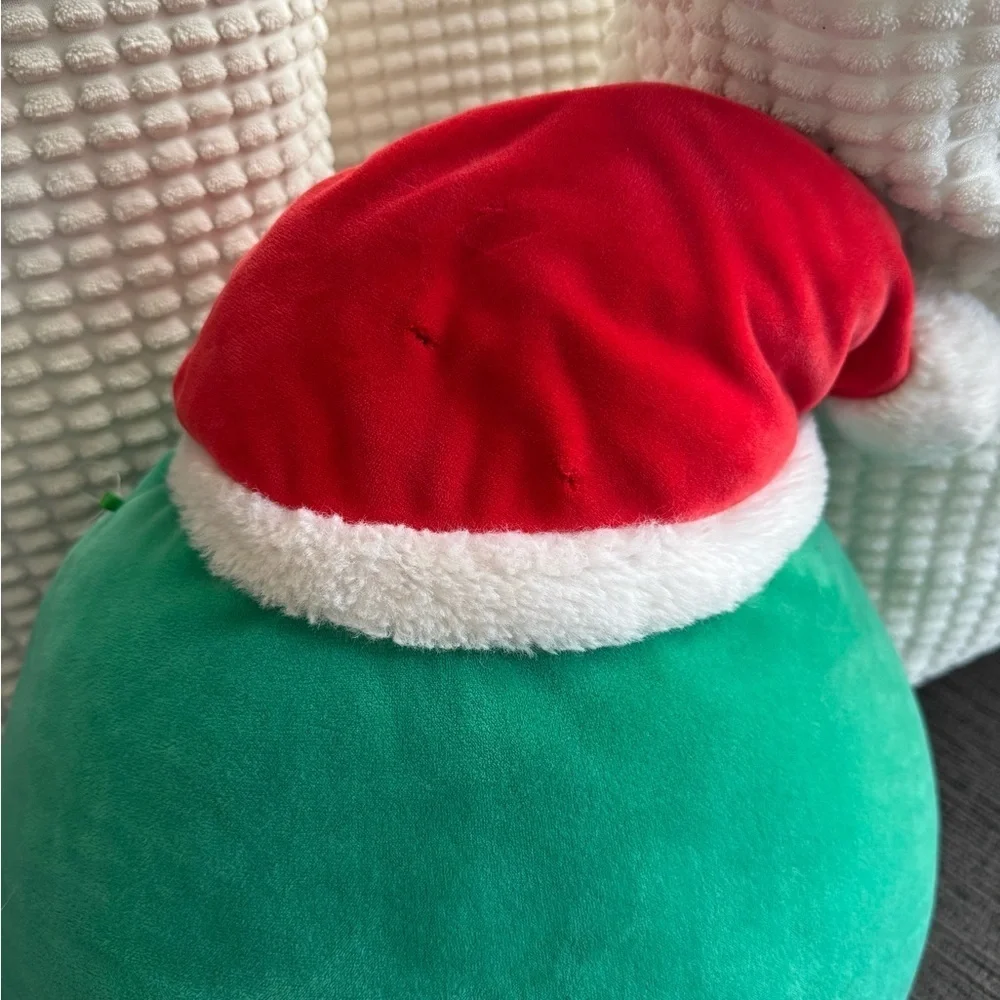 Squishmallows Carol, the Christmas tree